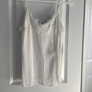 Abercrombie & Fitch - size medium - lace neckline detail